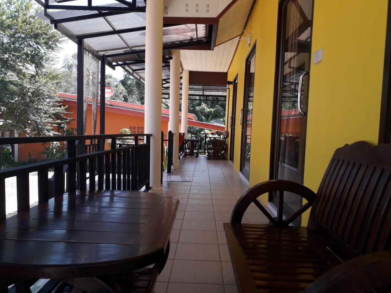 Lanta Lucky House Otel Ko Lanta Dış mekan fotoğraf